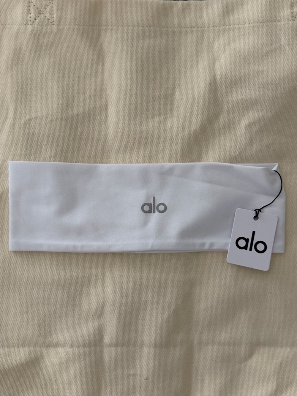 NWT Alo White Logo Headband